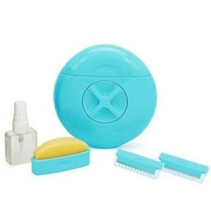 Sphynx is an all-in-one razor IN BLUE